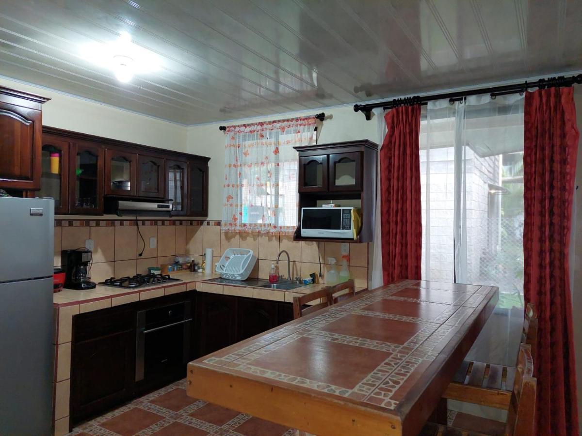 Hotel Casa Thirema Tortuguero Zewnętrze zdjęcie