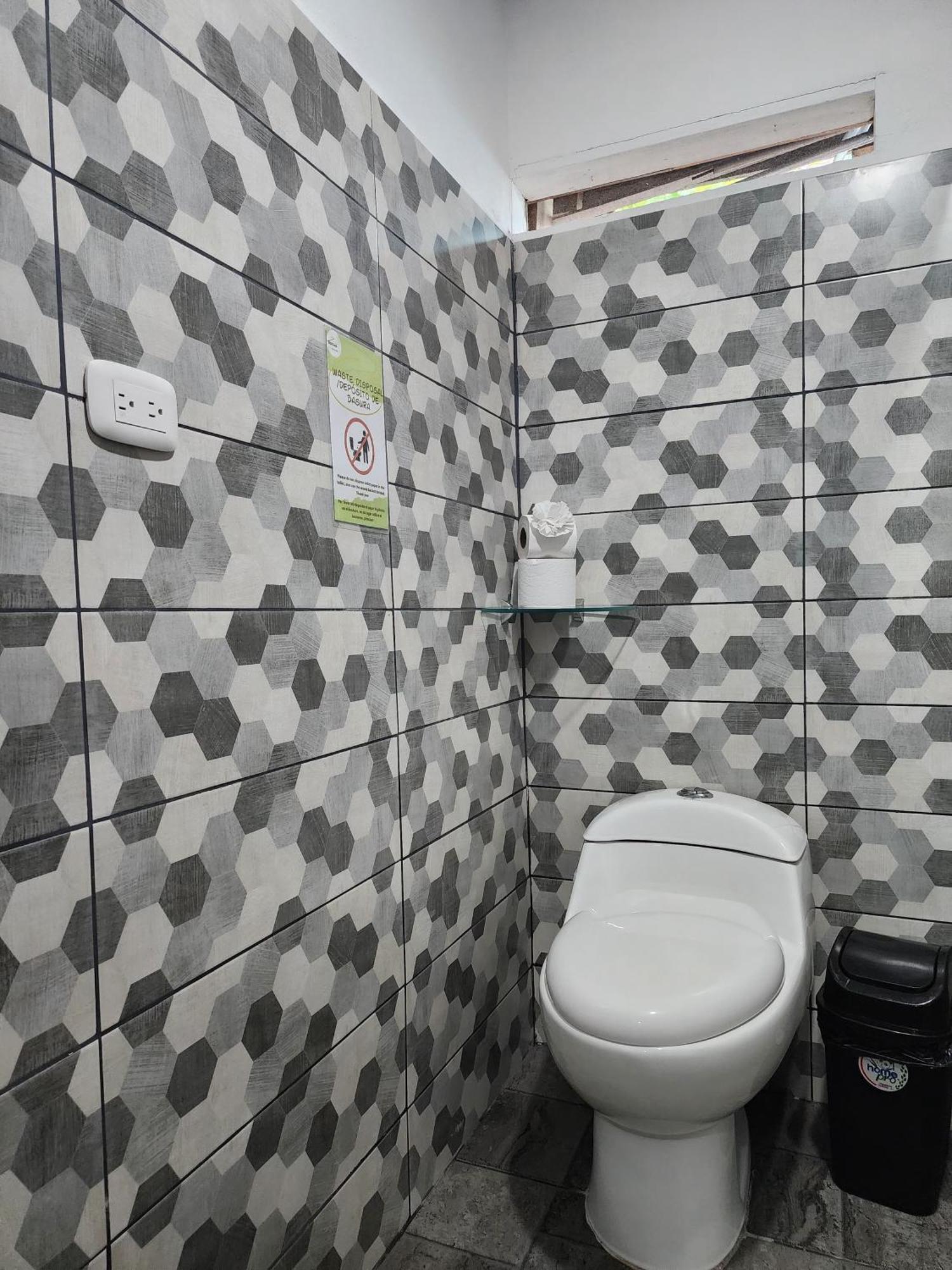 Hotel Casa Thirema Tortuguero Zewnętrze zdjęcie